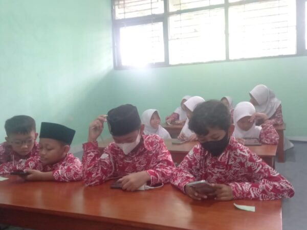 MIN 1 Kulon Progo Ikuti Kompetisi Nasional Gusi Bersi