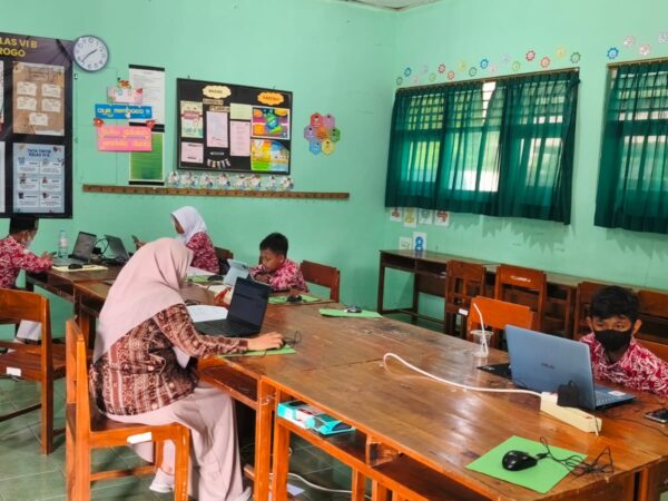 Empat Siswa MIN 1 Kulon Progo Berjuang di Final Olimpiade Bahasa Inggris Gusi Bersi