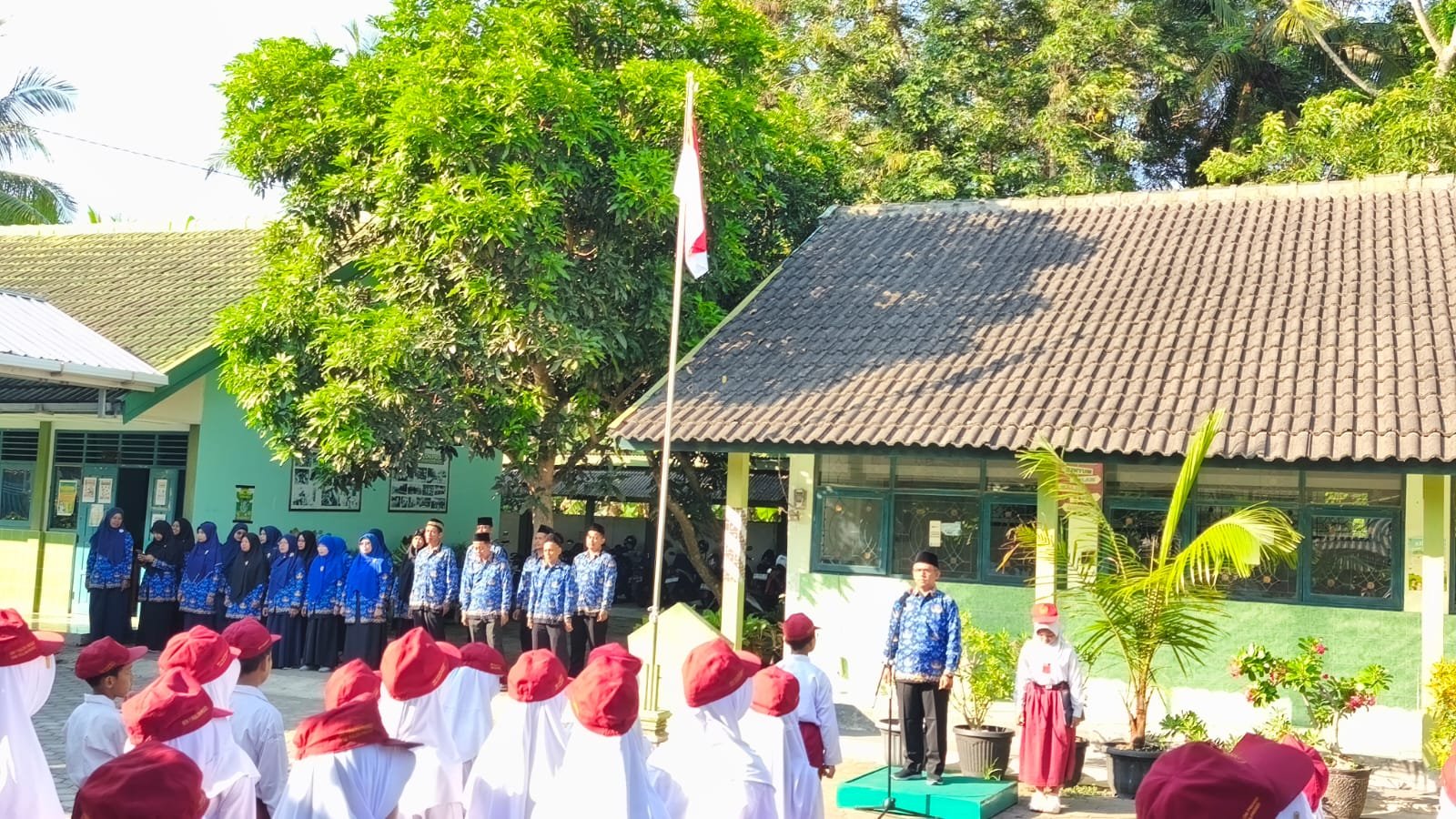 MIN 1 Kulon Progo Gelar Upacara Hari Lahir Pancasila dengan Khidmat