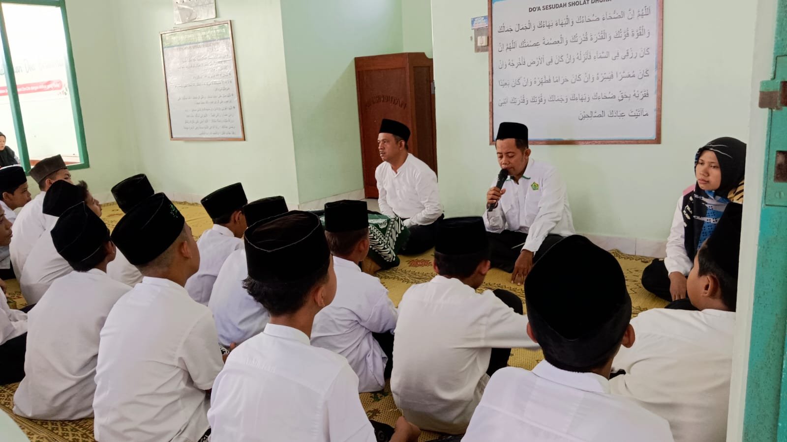 MIN 1 Kulon Progo Gelar Khatmil Qur’an Penuh Khidmat