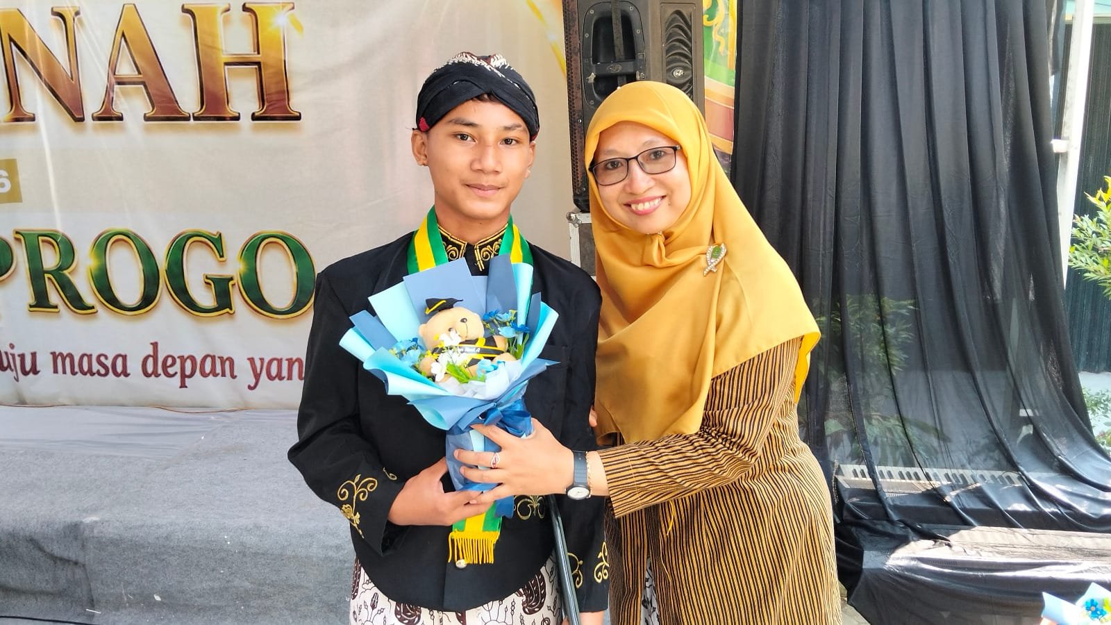 MIN 1 Kulon Progo Gelar Akhirussanah, Momen Haru Lepas Siswa Kelas VI