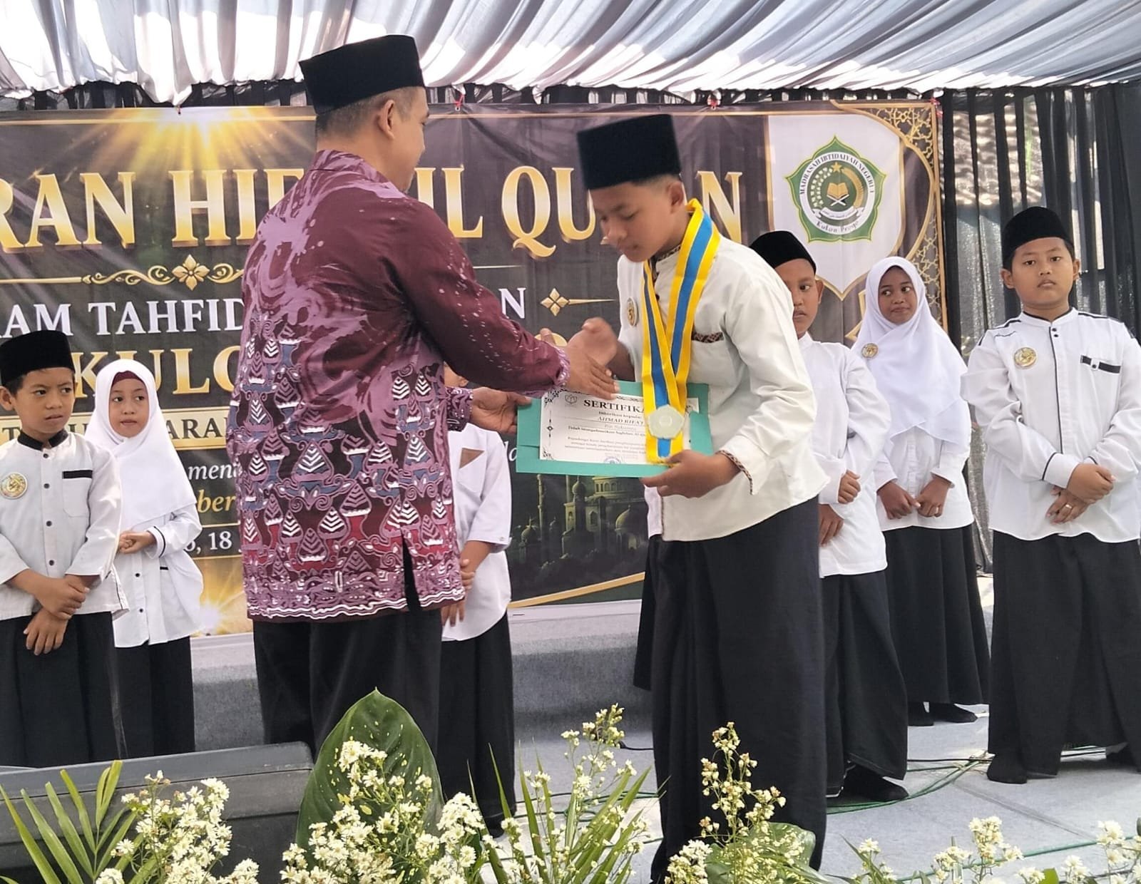 Wejangan Kepala Madrasah Warnai Tasyakuran Hifzil Qur’an MIN 1 Kulon Progo